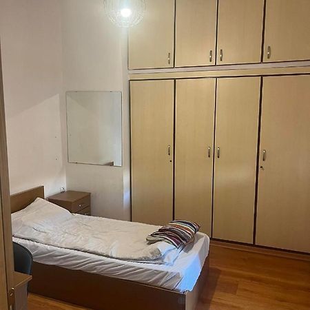 Two Bedroom Apartment In Historical Area Солун Екстериор снимка