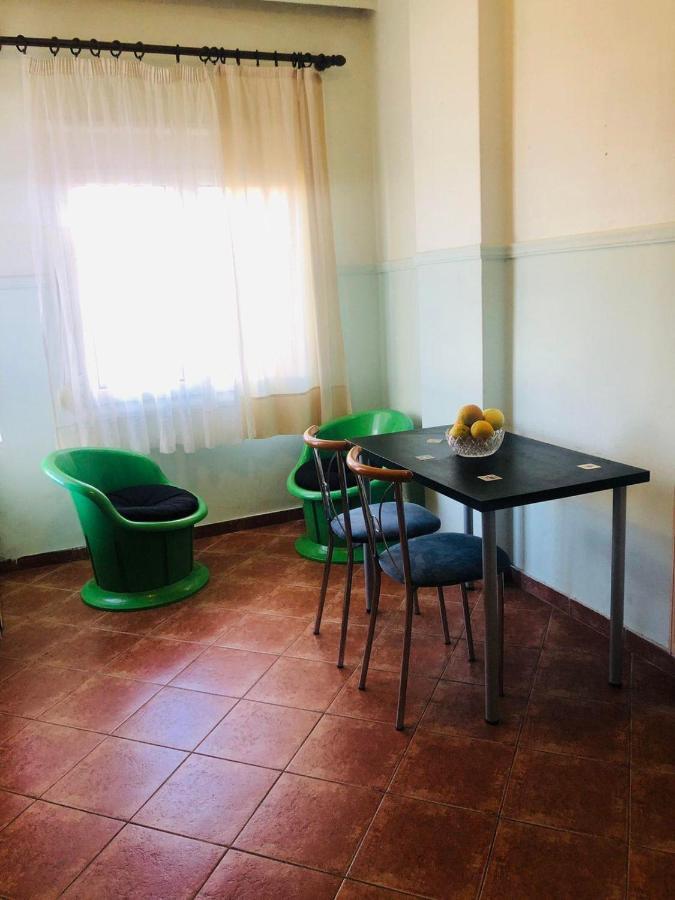 Two Bedroom Apartment In Historical Area Солун Екстериор снимка