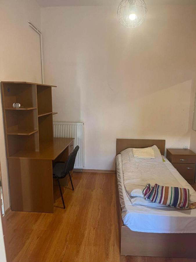 Two Bedroom Apartment In Historical Area Солун Екстериор снимка